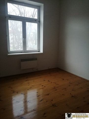 Obiekt Sprzedaż Nisko pl.&nbsp;Wolności 10